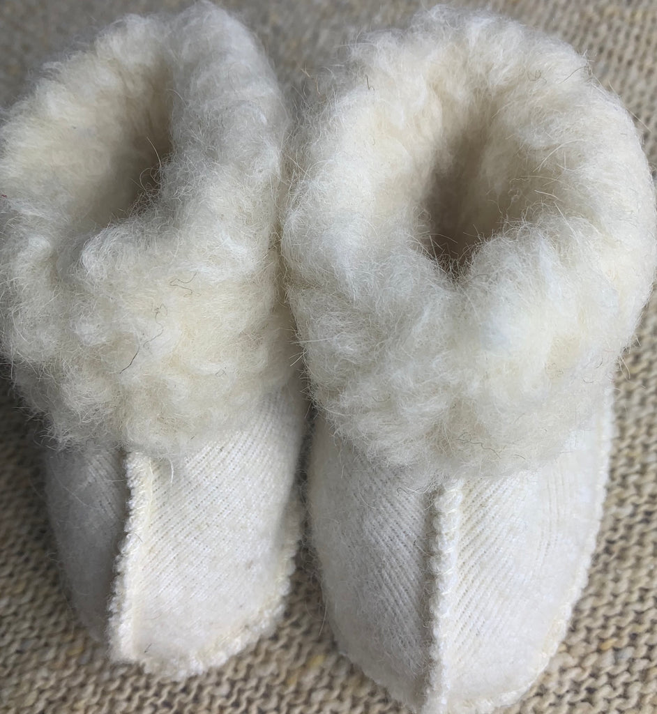 Wool baby shoes