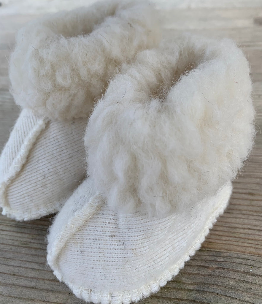 Wool baby shoes