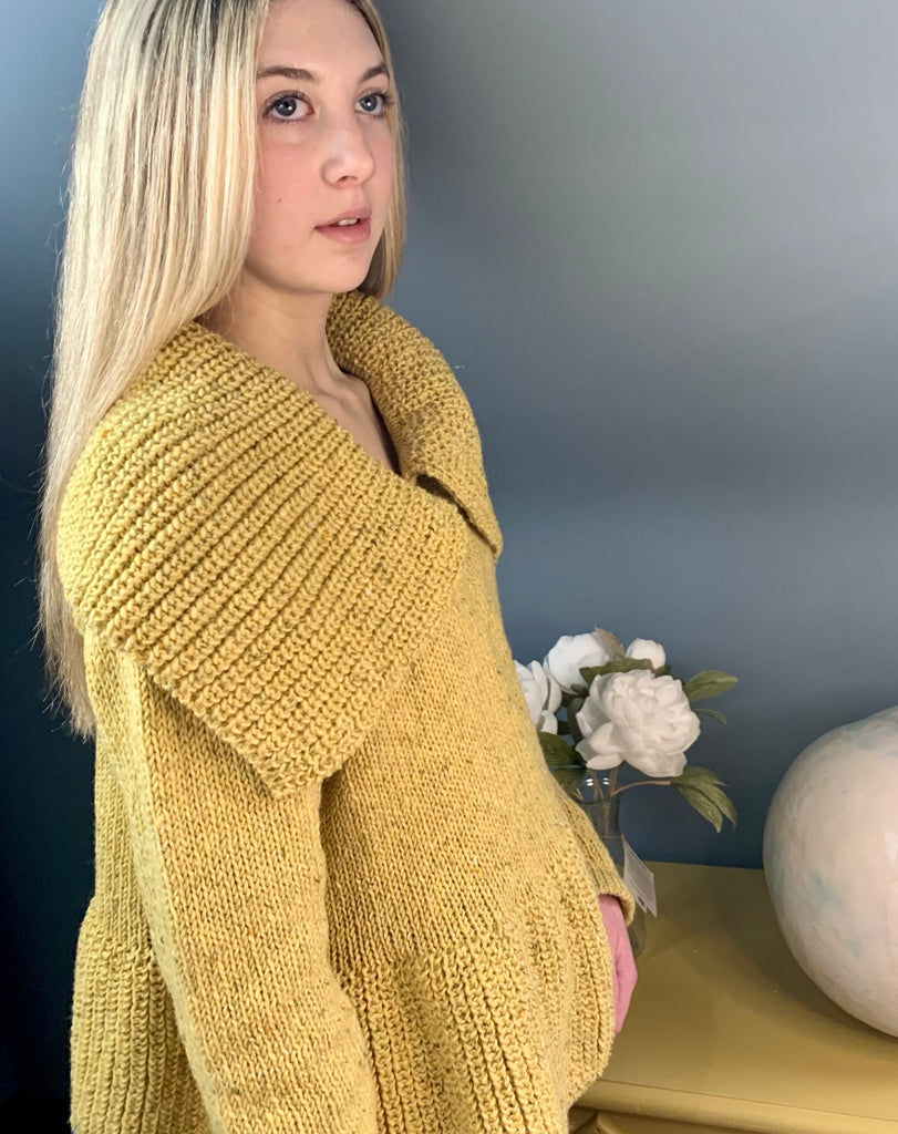 Swing Wool cardigan with Vast Collar